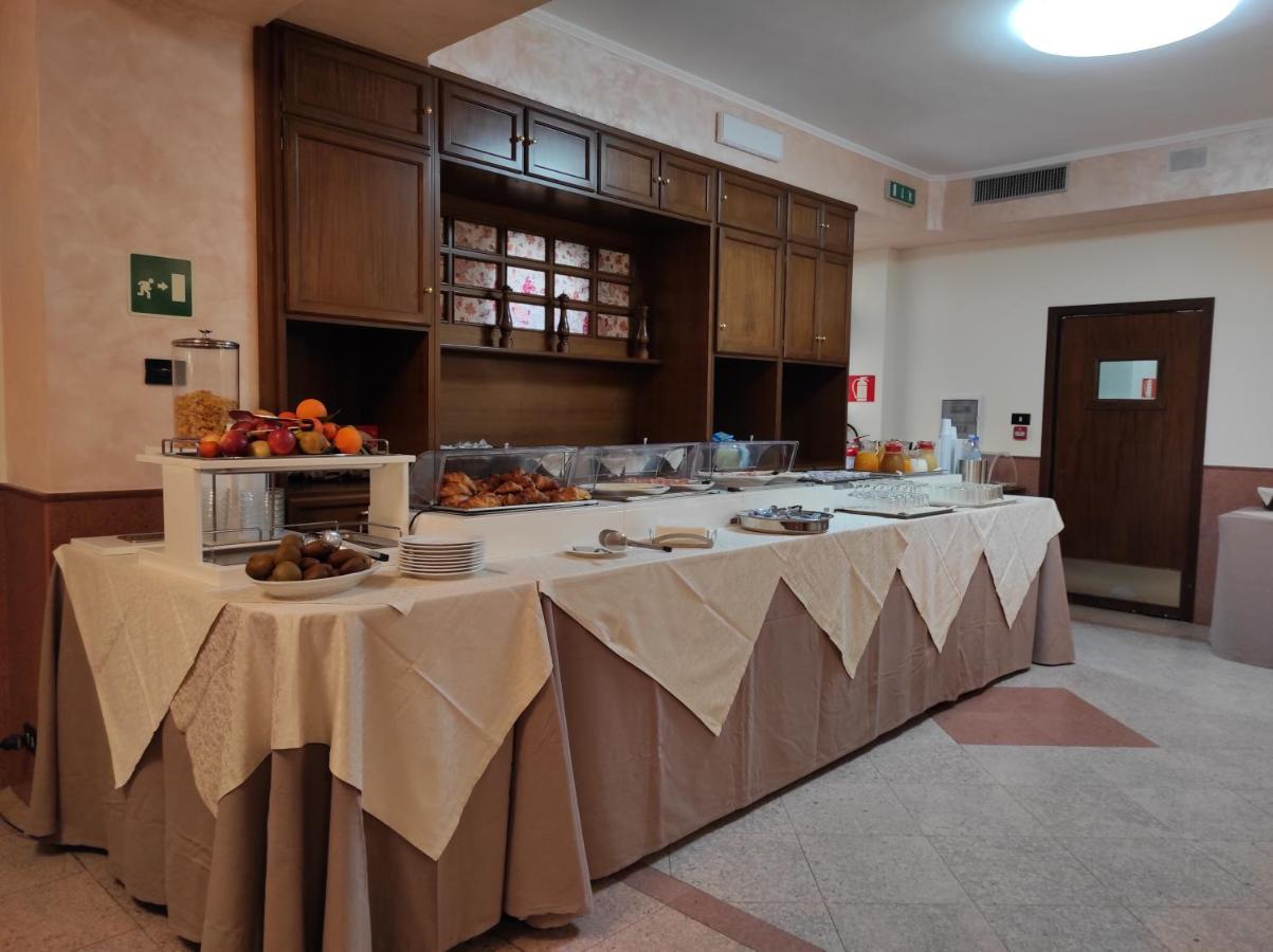 Il Nocchiero City Hotel Soverato Marina Exterior foto